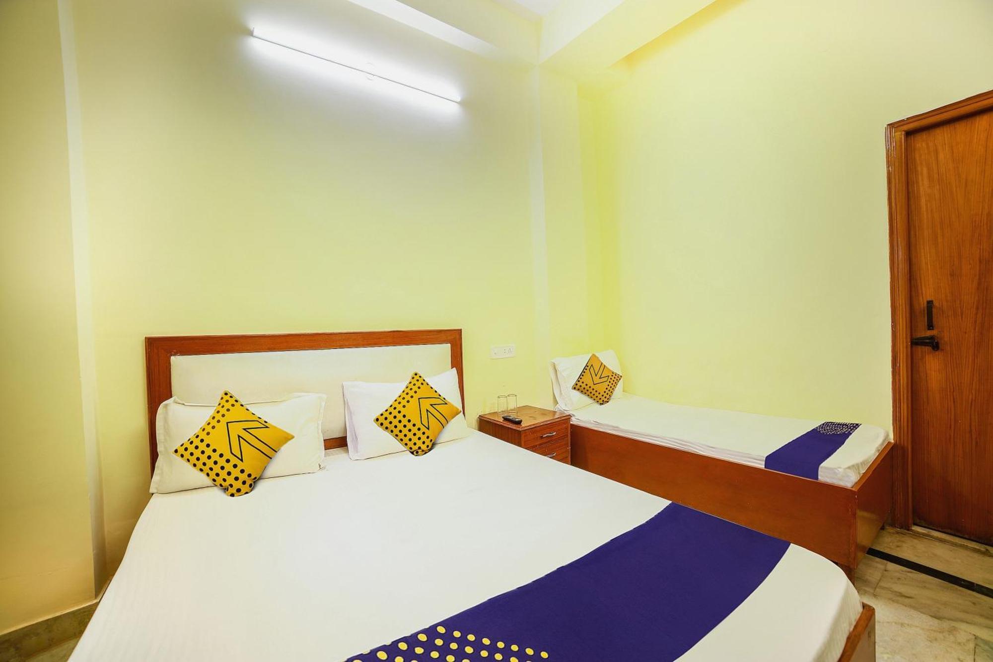 Hotel O City Inn Dx New Delhi Bagian luar foto