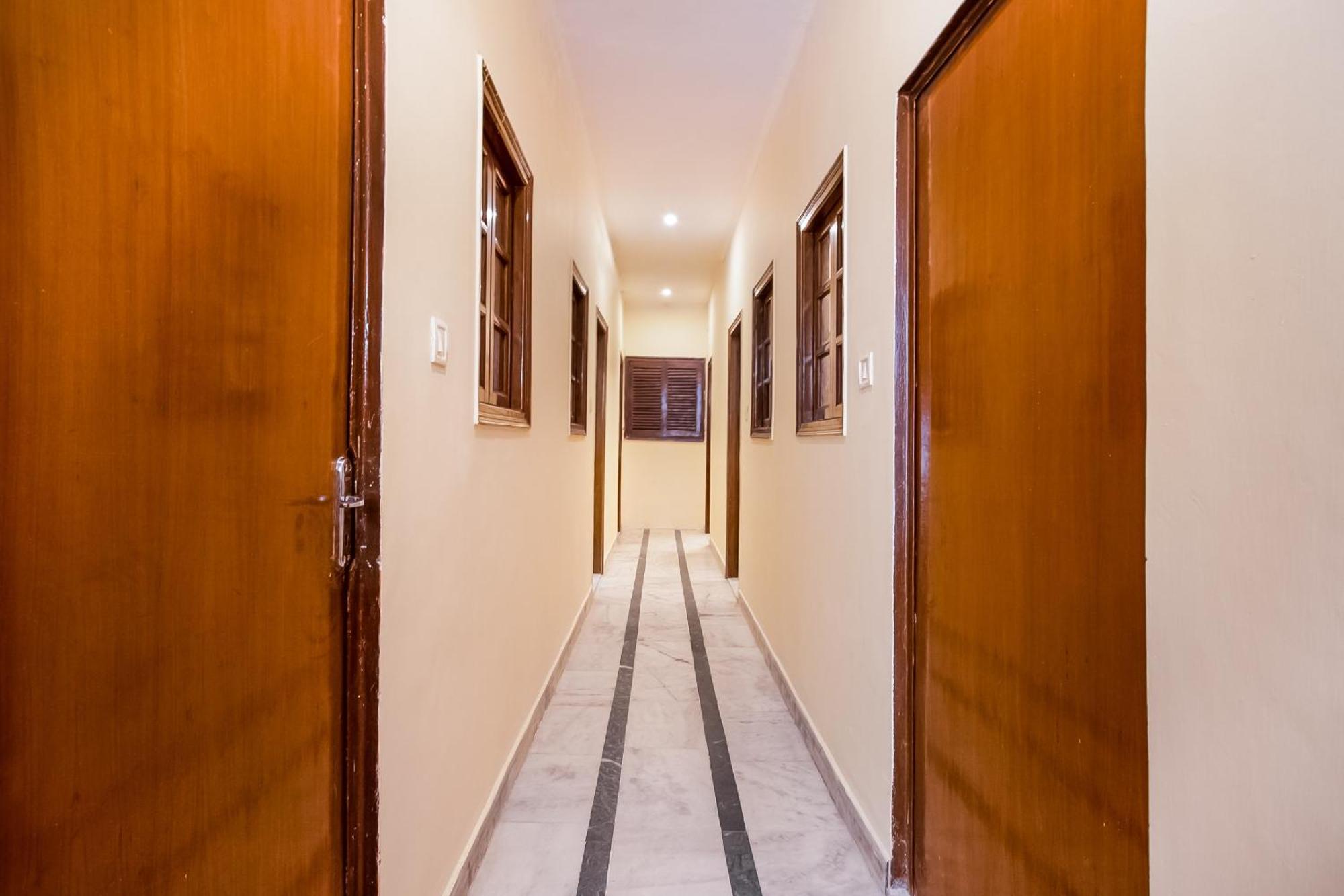 Hotel O City Inn Dx New Delhi Bagian luar foto
