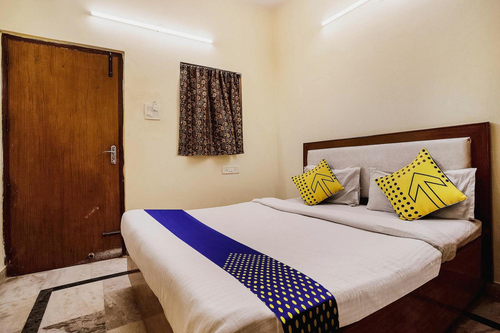 Hotel O City Inn Dx New Delhi Bagian luar foto