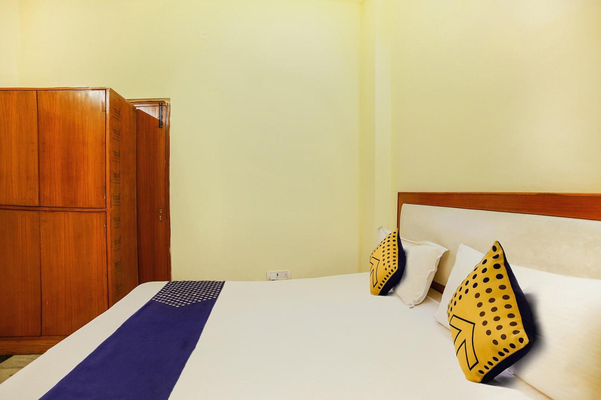 Hotel O City Inn Dx New Delhi Bagian luar foto