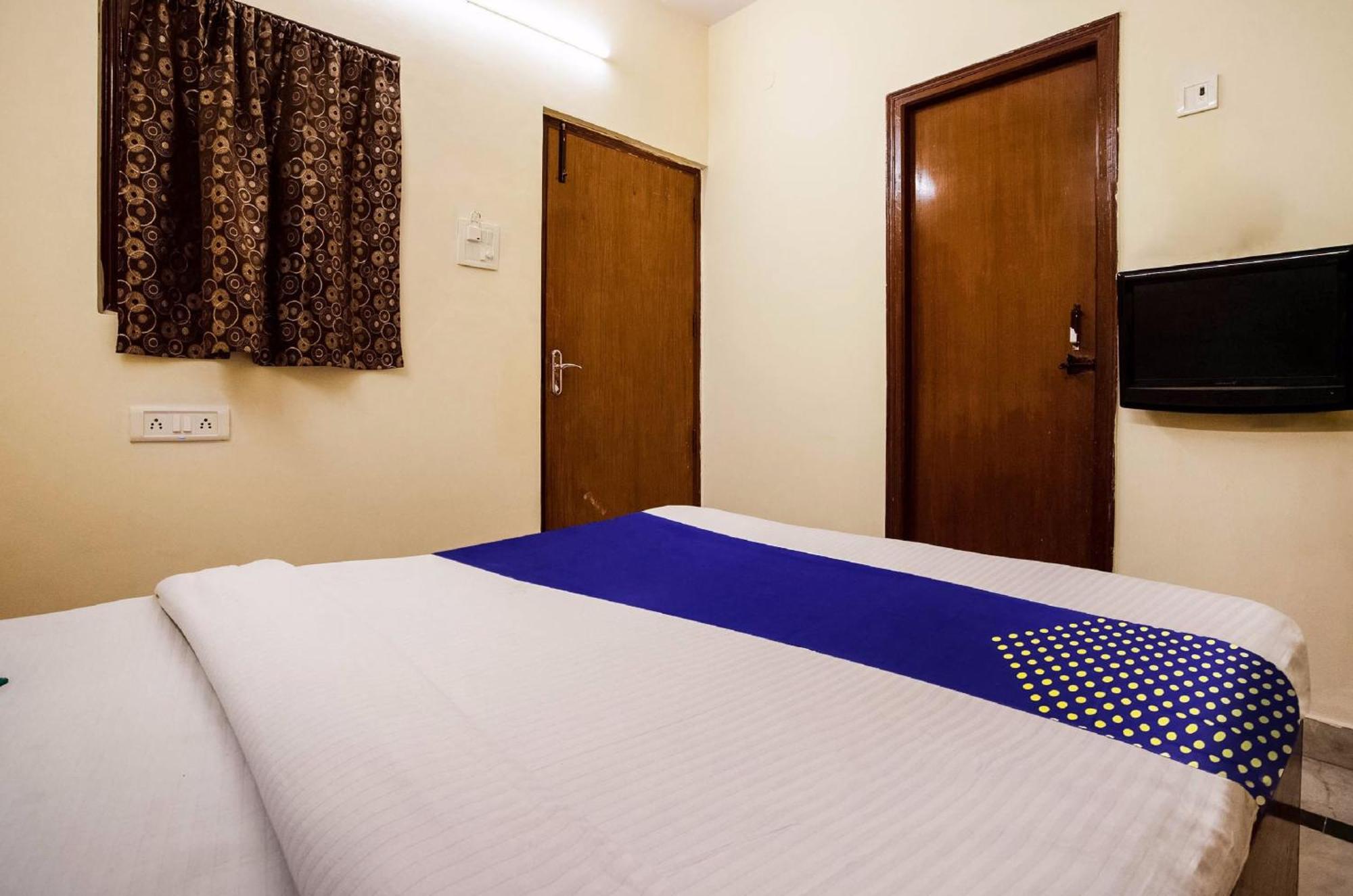Hotel O City Inn Dx New Delhi Bagian luar foto